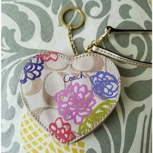 Coach Poppy NWOT Heart Coin Purse Keychain